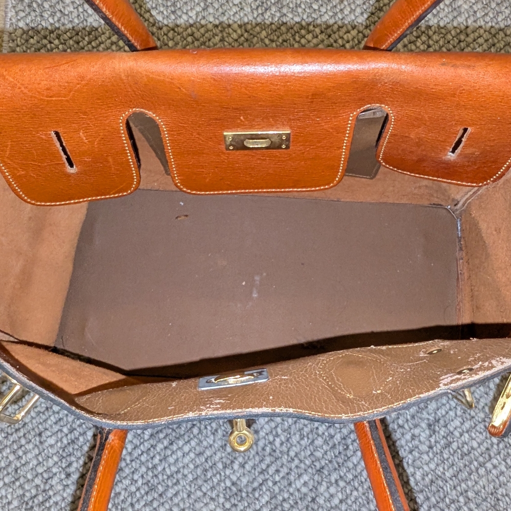 Custom Made Red Leather Purse - Picture 6 of 12